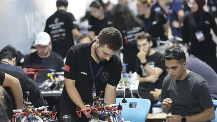 165 takım başvurdu, 19’u finale kaldı: Sürü İHA Yarışması başladı