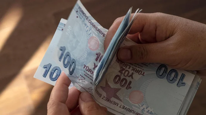Emekli promosyonu kampanyaları güncellendi: Maaşı taşıyana 35 bin lira fırsatı Emekli promosyonu kampanyaları güncellendi: Maaşı taşıyana 35 bin lira fırsatı