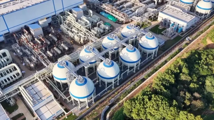 Dünyanın en büyük yeraltı 'süper güç bankası' 700 MW kapasiteyle devreye alındı