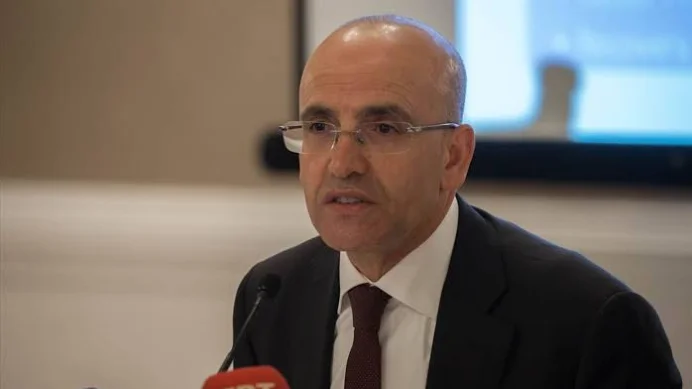 Bakan Şimşek'ten istifa iddialarına yalanlama: Spekülatif haberlere itibar edilmemeli
