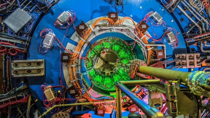 STAR deneyinde nükleer maddede 5 sigma düzeyinde sapma