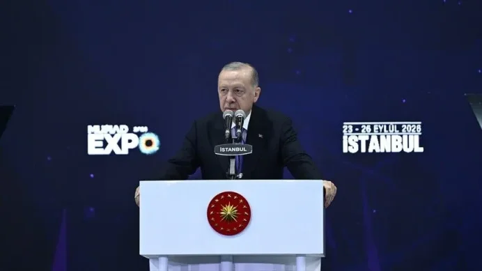 Cumhurbaşkanı Erdoğan: Türkiye'yi büyüme ve istikrar rotasında tutmayı başardık Cumhurbaşkanı Erdoğan: Türkiye'yi büyüme ve istikrar rotasında tutmayı başardık