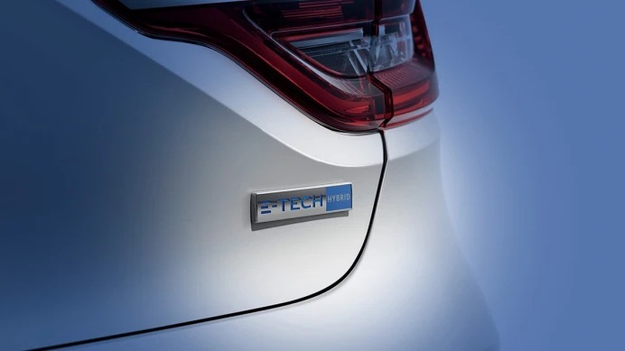 Yılık ilk yarısında satılan araçların yarısından fazlasını elektrikli ve hibritler oluşturdu