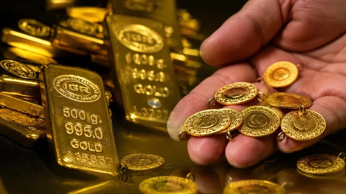 Altın 5 hafta sonra kazandırdı: Bankalar 2026 yılı altın fiyatları tahminlerini düşürdü Altın 5 hafta sonra kazandırdı: Bankalar 2026 yılı altın fiyatları tahminlerini düşürdü