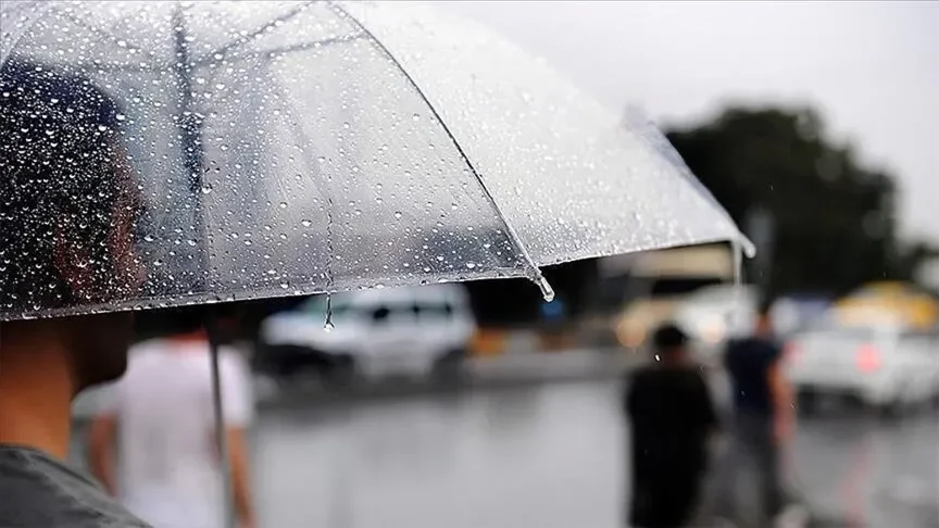 İSTANBUL HAVA DURUMU: Cumartesi 20 kg’a kadar yağış, sıcaklıkta 11 dereceye varan düşüş: AKOM saat verip uyardı