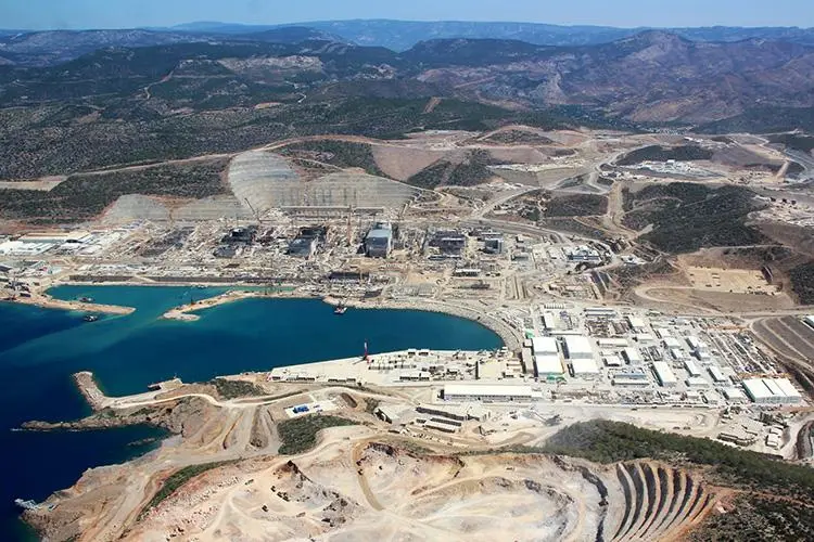 Mersin'deki dev enerji yatırımının son durumu havadan çekilen görüntülerle tüm büyüklüğünü ortaya koyuyor.